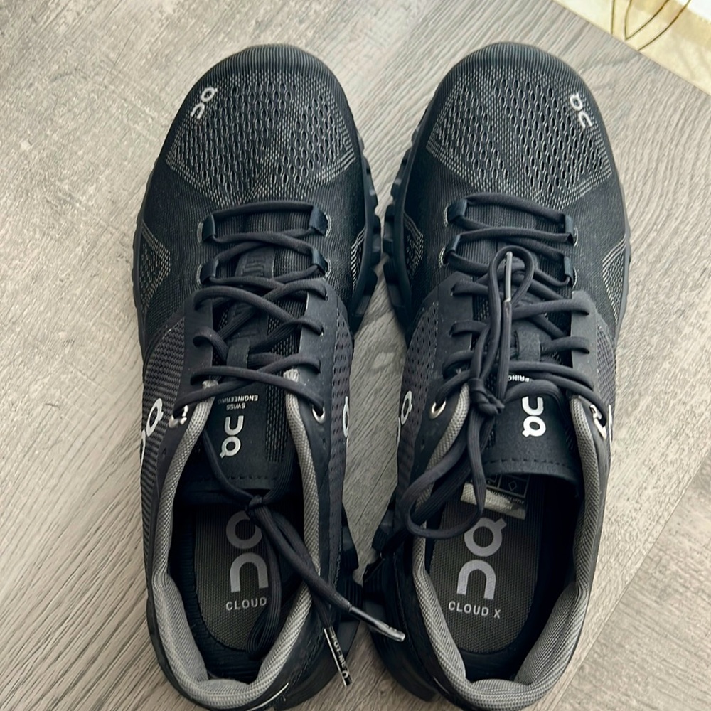 On Cloud X, Black/Asphalt, Size 7.5